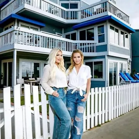 90210 Beach House Lower Unit